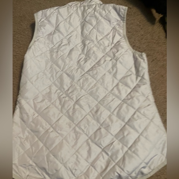 Old navy blush pink puffer vest - Picture 2 of 3